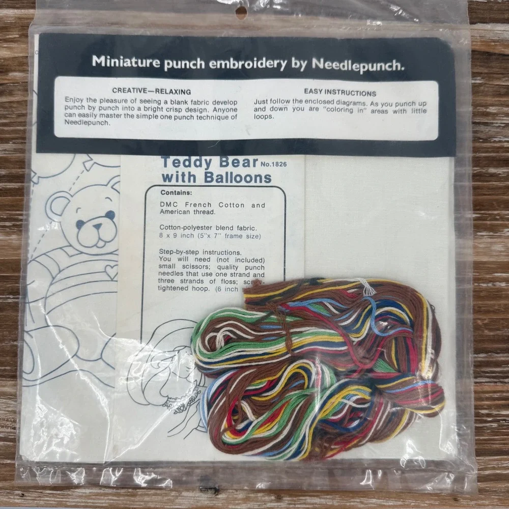 NEW Vintage‎ 1980 Craftways Needlepunch Embroidery Kit Teddy Bear with Balloons